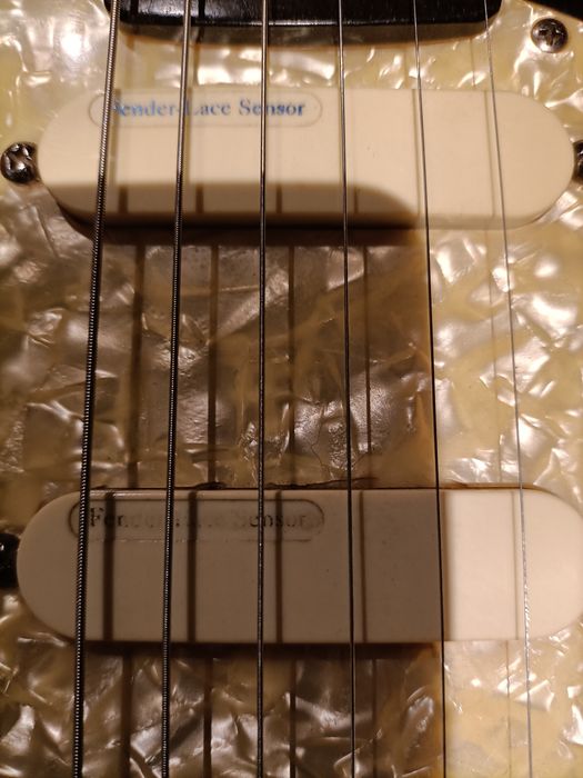 Fender Stratocaster Plus Ultra EUA