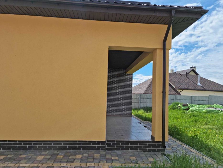 Продам 1 эт. новый дом 135 кв.м. в с.Осещина,9 соток земли от хозяина