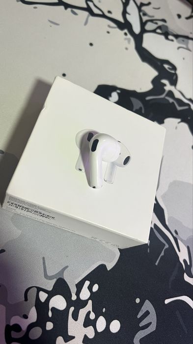 Правий наушник AirPods 4 оригінал