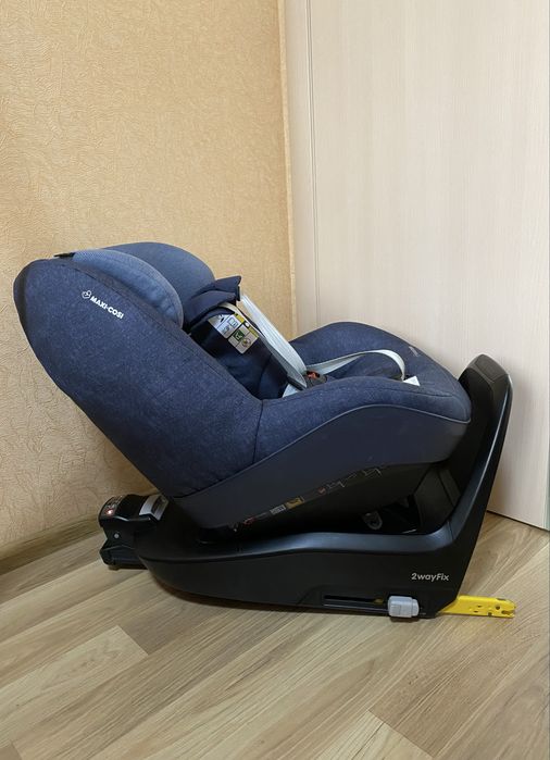 Автокресло Maxi-Cosi 2Way Pearl+База  с 3 мес.до 4 лет