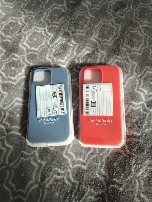 Нові чехол на 16 pro max iphone червоний та блакитний