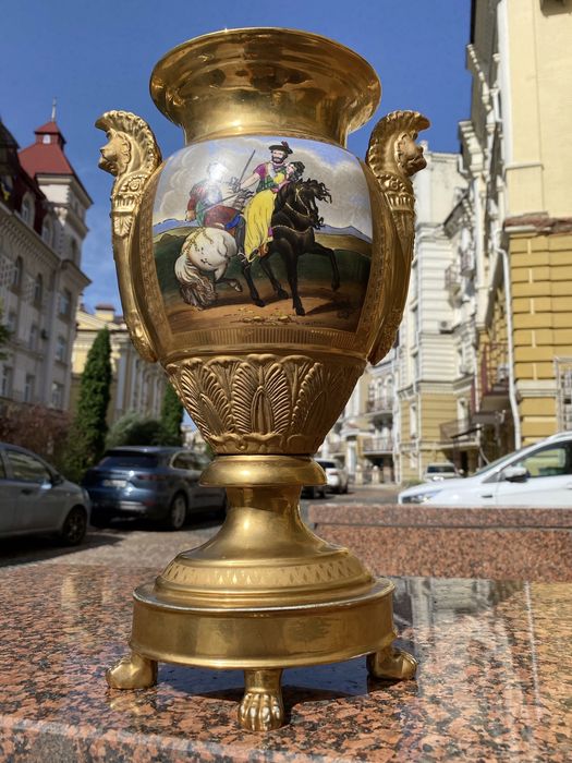 Старовинна порцелянова ваза. Позолота. Франція антик