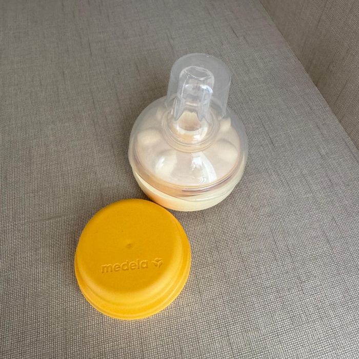 Kit Amamentação com Bomba, acessórios, cremes, discos protetores, etc