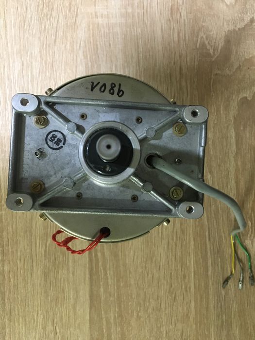 STUDER,REVOX  двигатель,пульт для регулировки скорости.