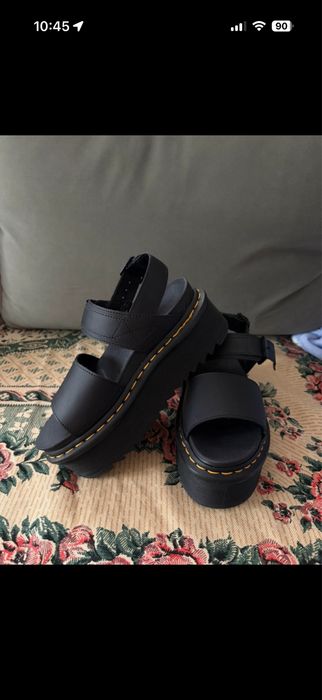 dr. martens sandały czarne skórzane