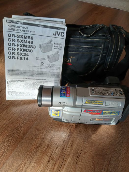 Видеокамера JVC GR-SXM58