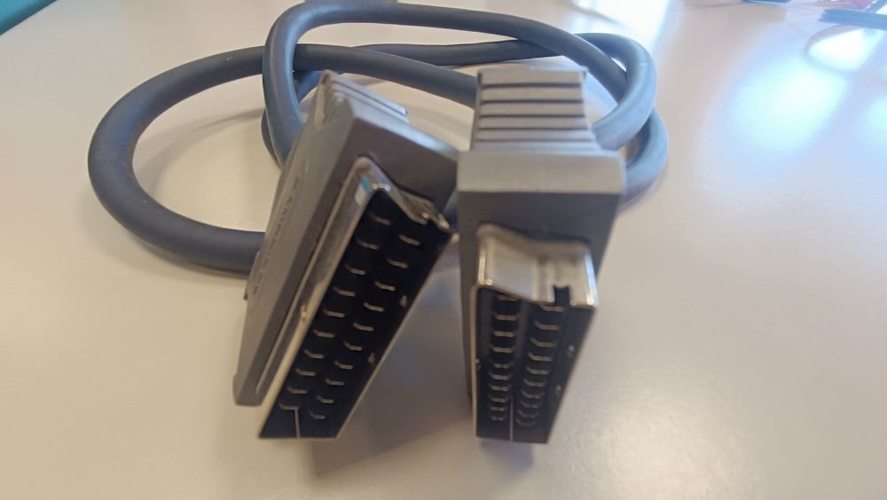 Cabo de vídeo ficha SCART 21 pinos