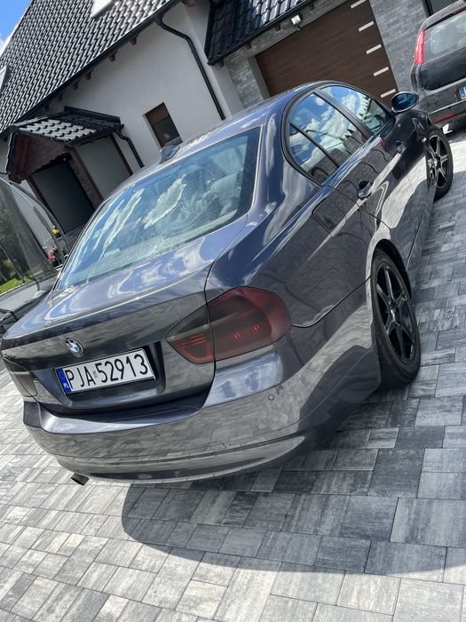 Bmw E90 Benzyna 2005 r