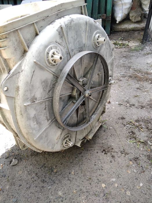 Бак для Індезіт 82