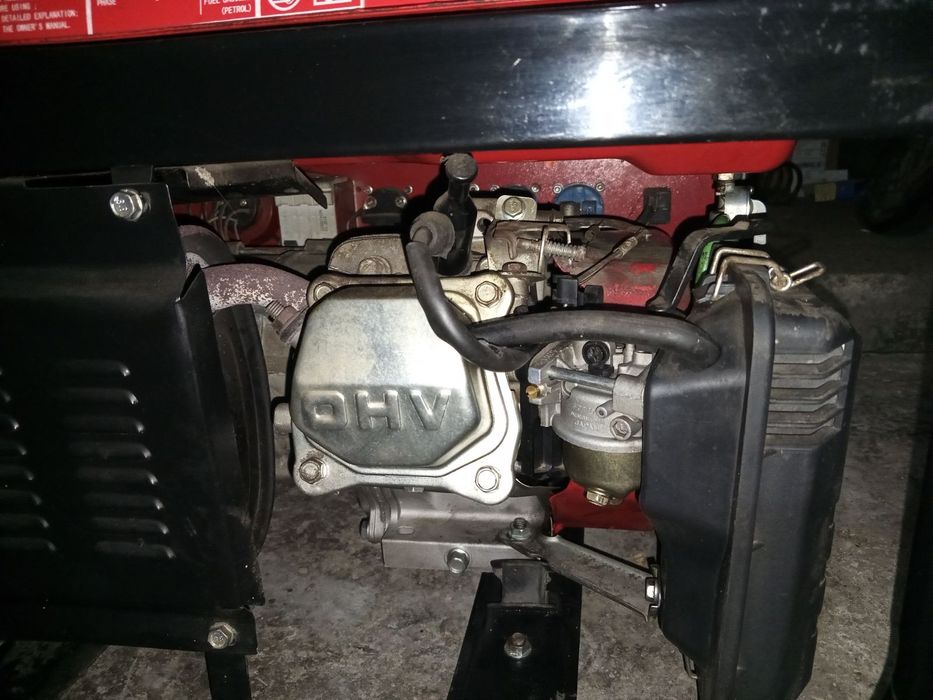 Продам Генератор