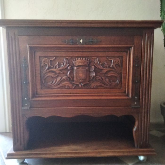 Мебель антиквариат