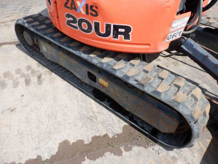 Гусеничний екскаватор HITACHI ZX20UR-5A
