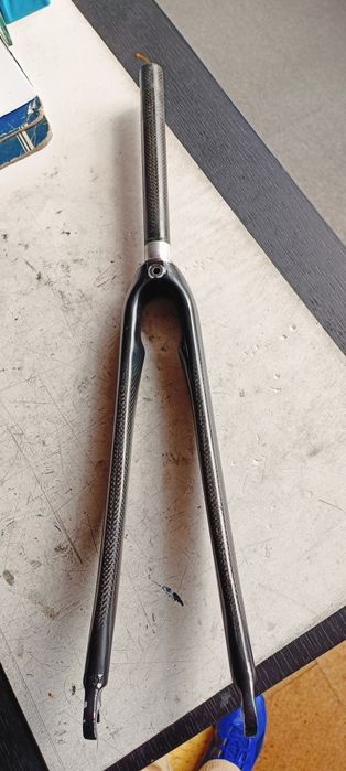 Forqueta bicicleta estrada carbono