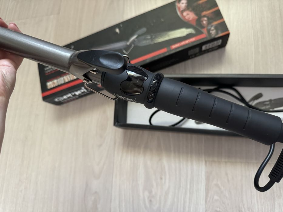 Плойка Gemei gm-1890