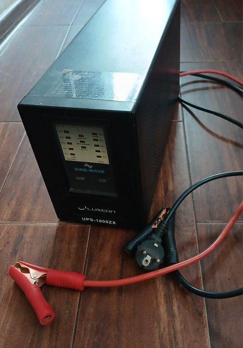 Продам инвертор Luxeon