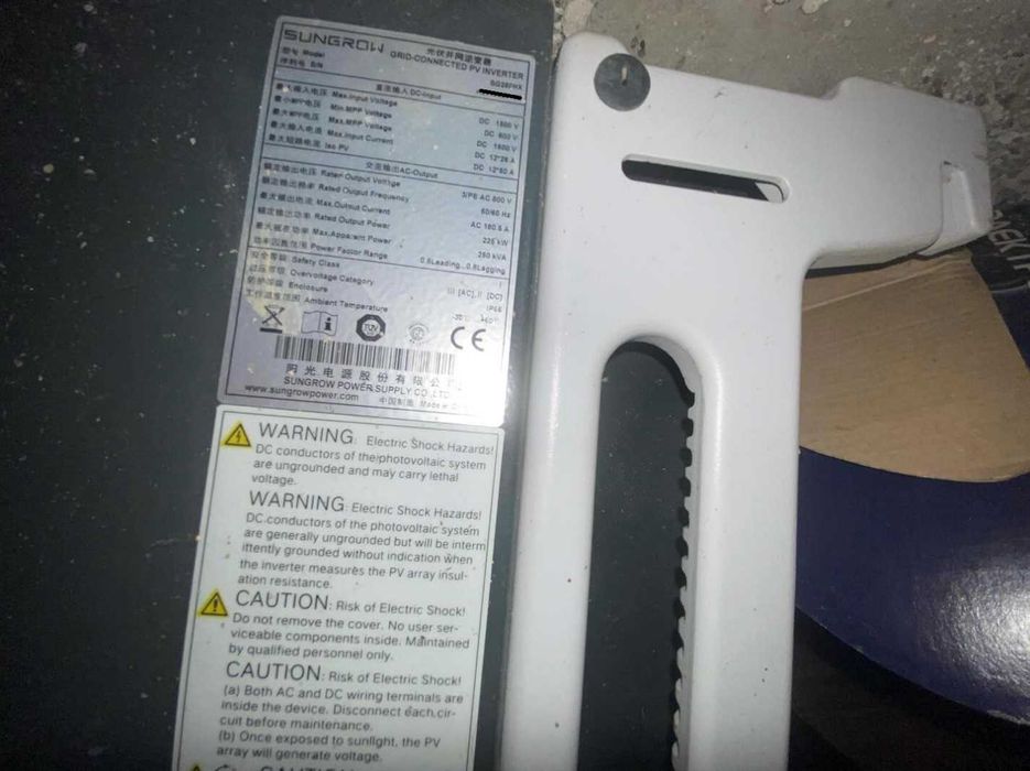 Inversores Sungrow SG250HX usados em excelente estado 250KW