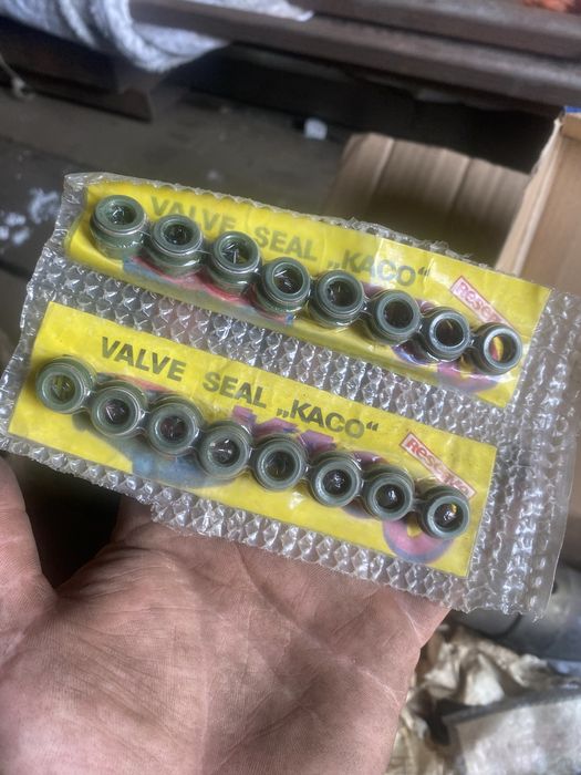 Сальніки клапанів ВАЗ