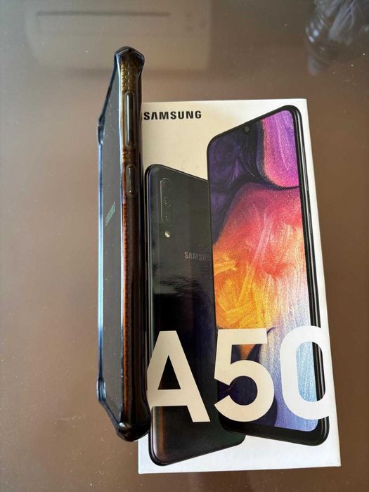 Samsung Galaxy A50 – 128GB – Dual SIM – Como Novo