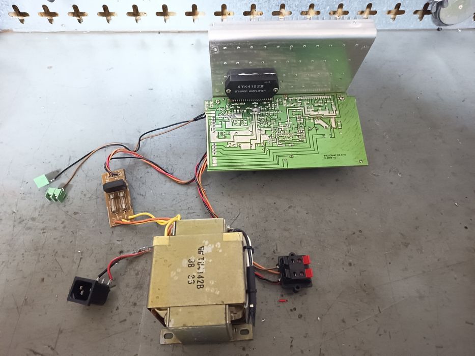 Vendo amplificador sem caixa 2x60wat Clas A