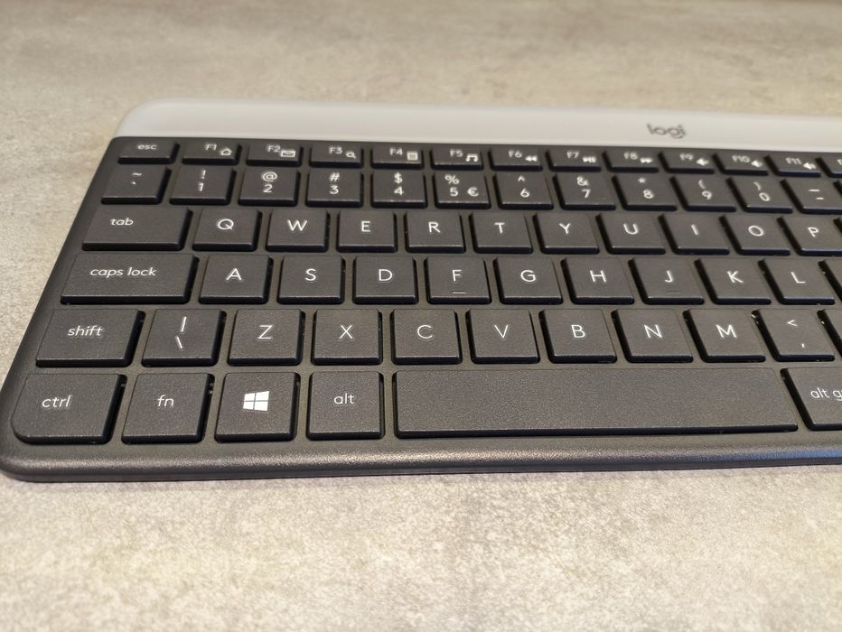 Logitech k470 klawiatura + mysz