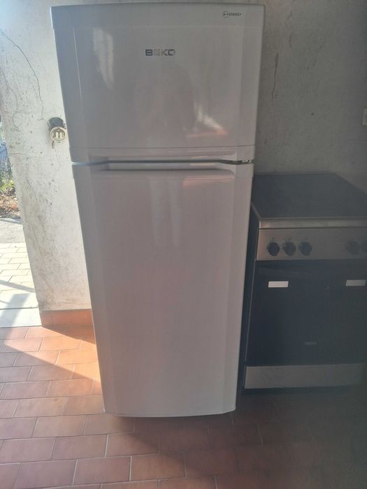 Venda de fogão vitrocerâmica e forno incorporado e frigorifico