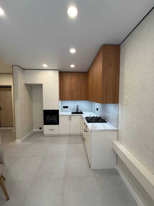 1к квартира з сучасним та новим ремонтом в затишному ЖК Молодість