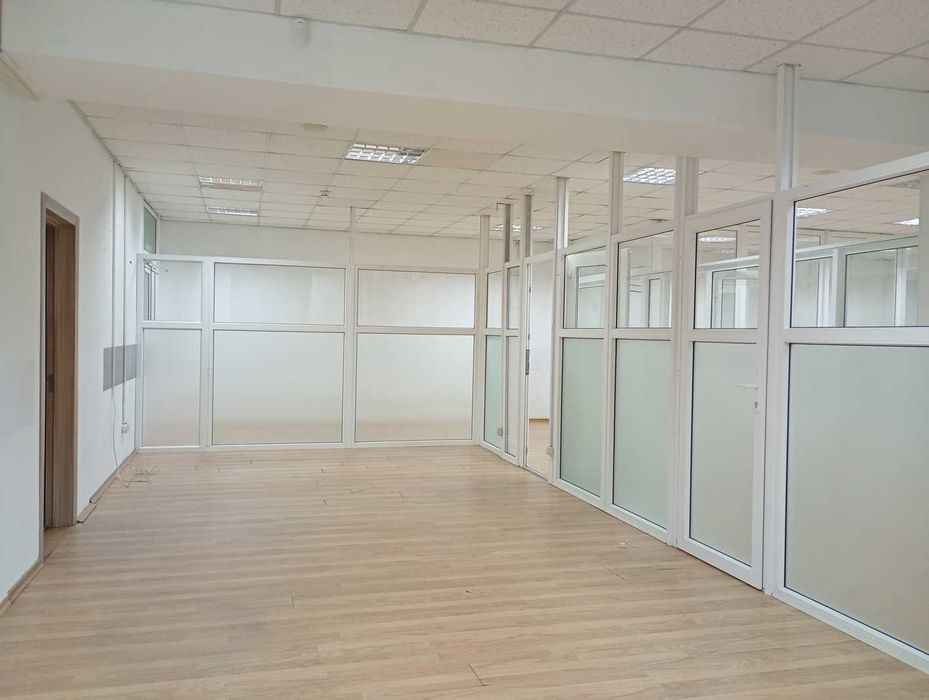 Офіс з кухнею і цілодобовим доступом, 168 кв/м, вул.С.Стрільців