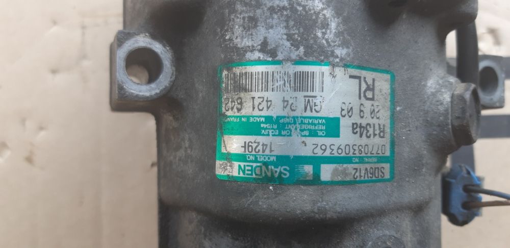 Opel Meriva A sprężarka klimatyzacji 1.7 CDTI 101KM