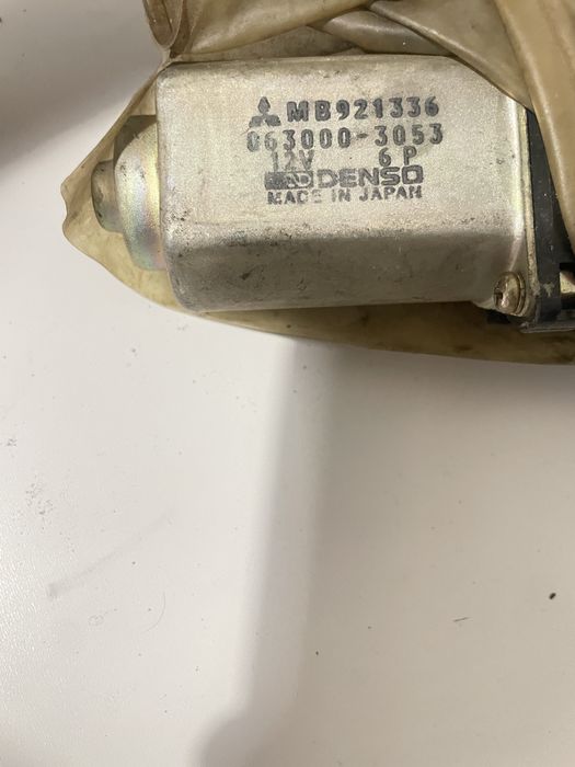 Електро антена Mitsubishi