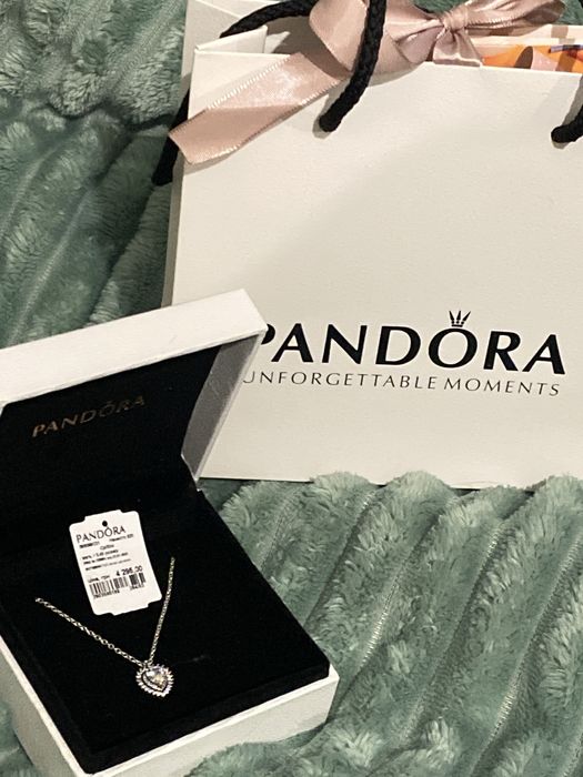 Продам кулон Pandora