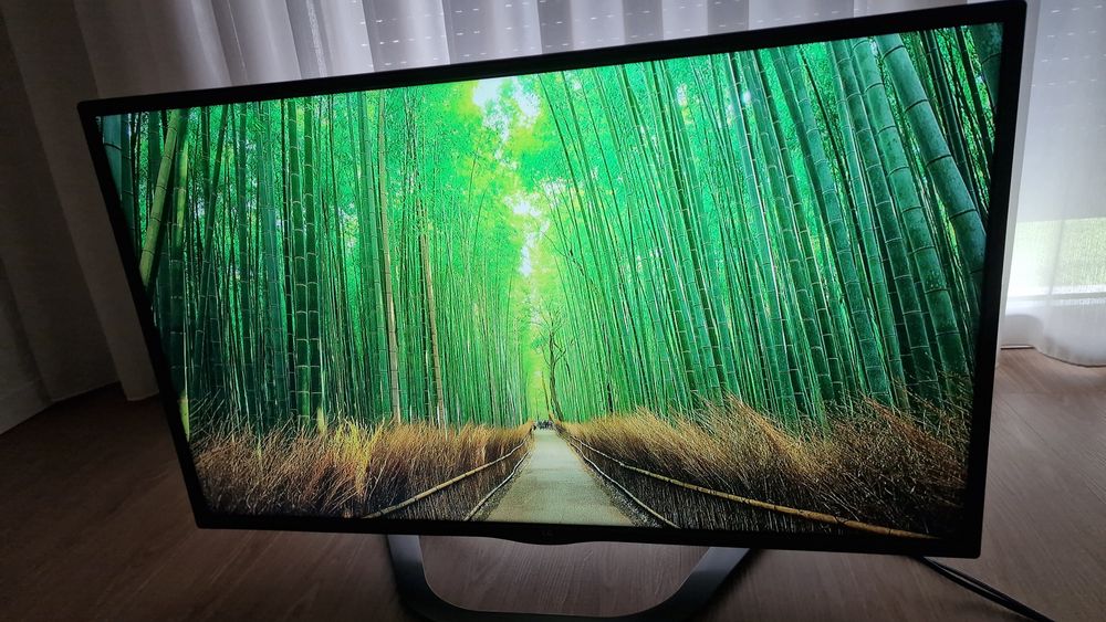 Smart TV LG 42 LED em ótimo estado