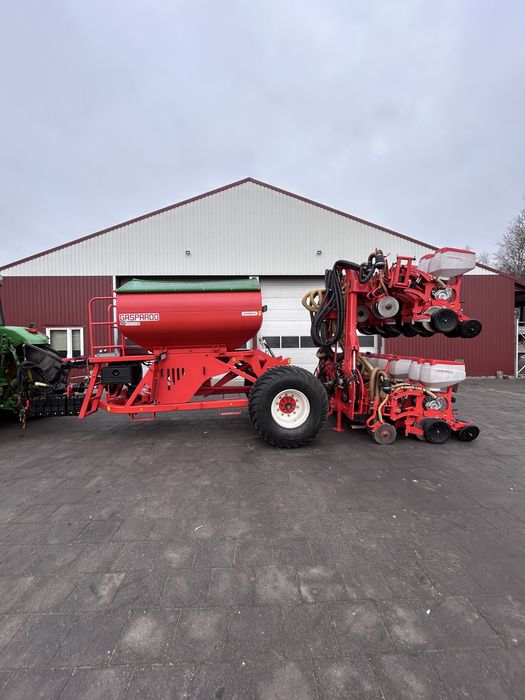 Siewnik kukurydzy Gaspardo Manta XL 12 rzędów