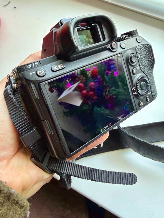 Продам SONY Alpha a7 III - пробіг 48 тис. -26 тис грн