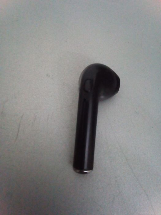 Wireless Stereo Headphones (Bluetooth)64286431353985121