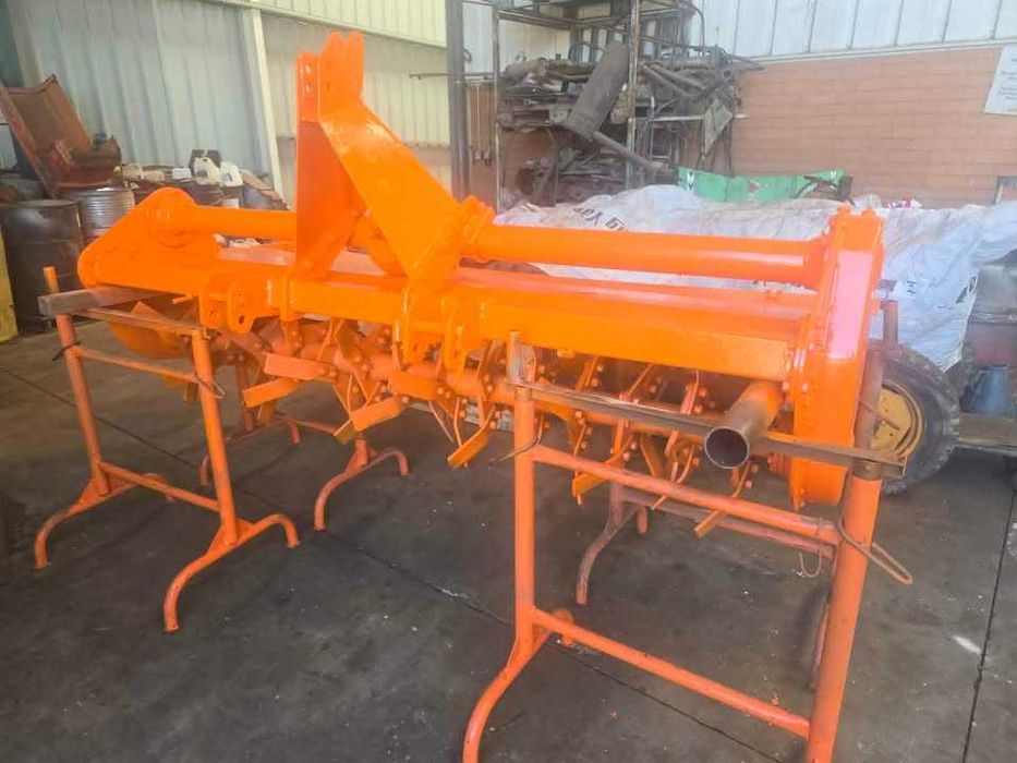 Fresa agricola Joper modelo 2R de 2.20 de trabalho usada