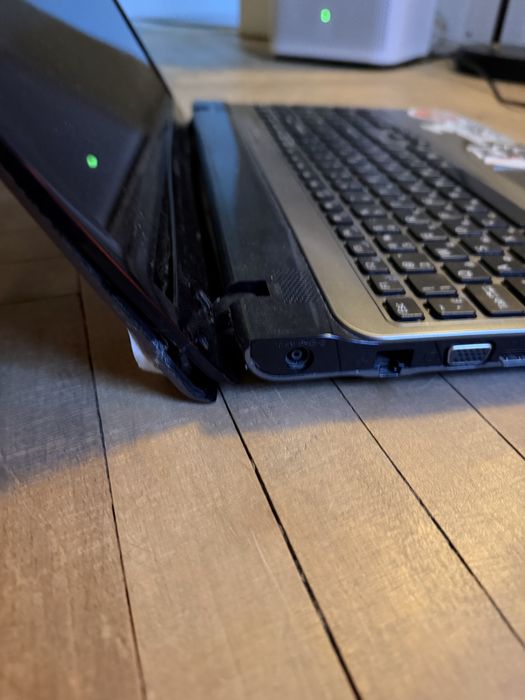 Ноутбук Sony VAIO SVE151D11V