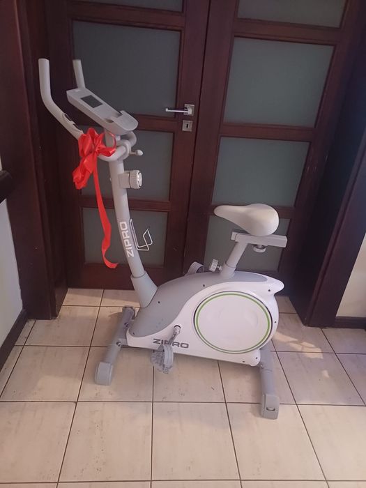 Rower stacjonarny  magnetyczny Zipro Raven