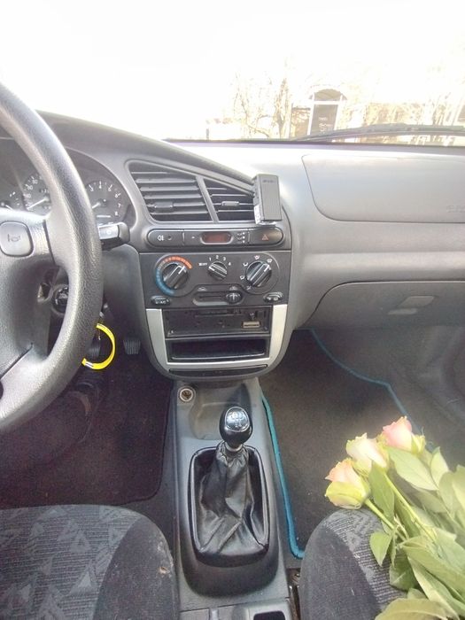 Продам автомобіль Daewoo Lanos 1.5