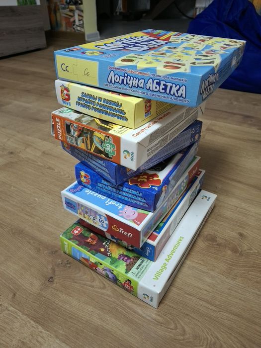 Пазли, ігри, абетка, іграшки