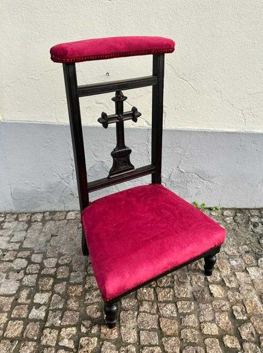 Genuflexório Antigo