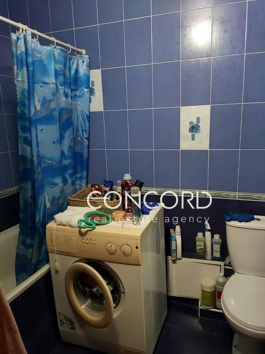 БЕЗ %. Продам 1к на Борщагівці, Симиренка вул.,18-А. Метро Житомирська