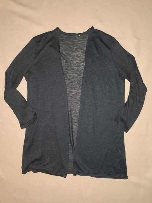 Czarny sweterek narzutka kardigan rozmiar M/L