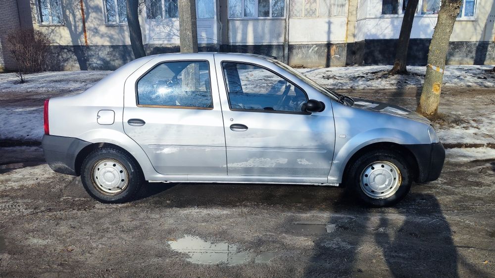 Автомобіль Dacia Logan , 1.4, бензин , 68 тис км рідного пробігу,
