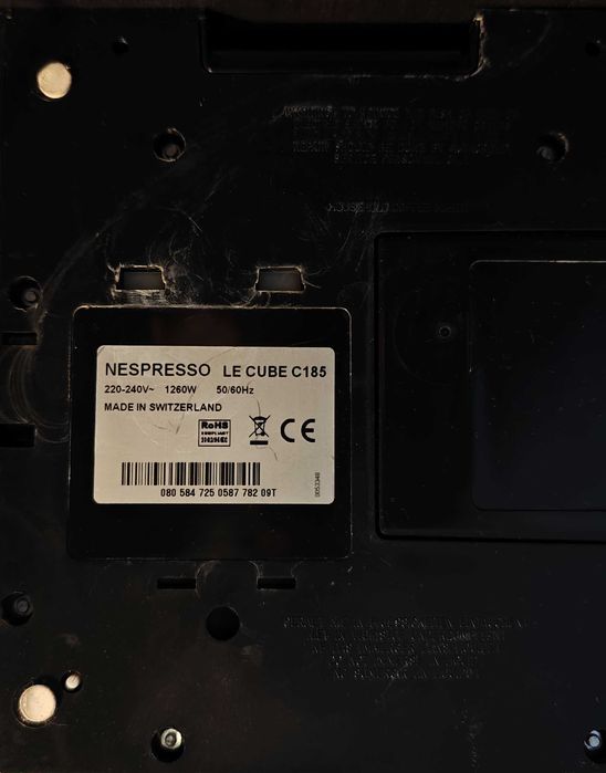 ekspres kawowy Nespresso Le cube