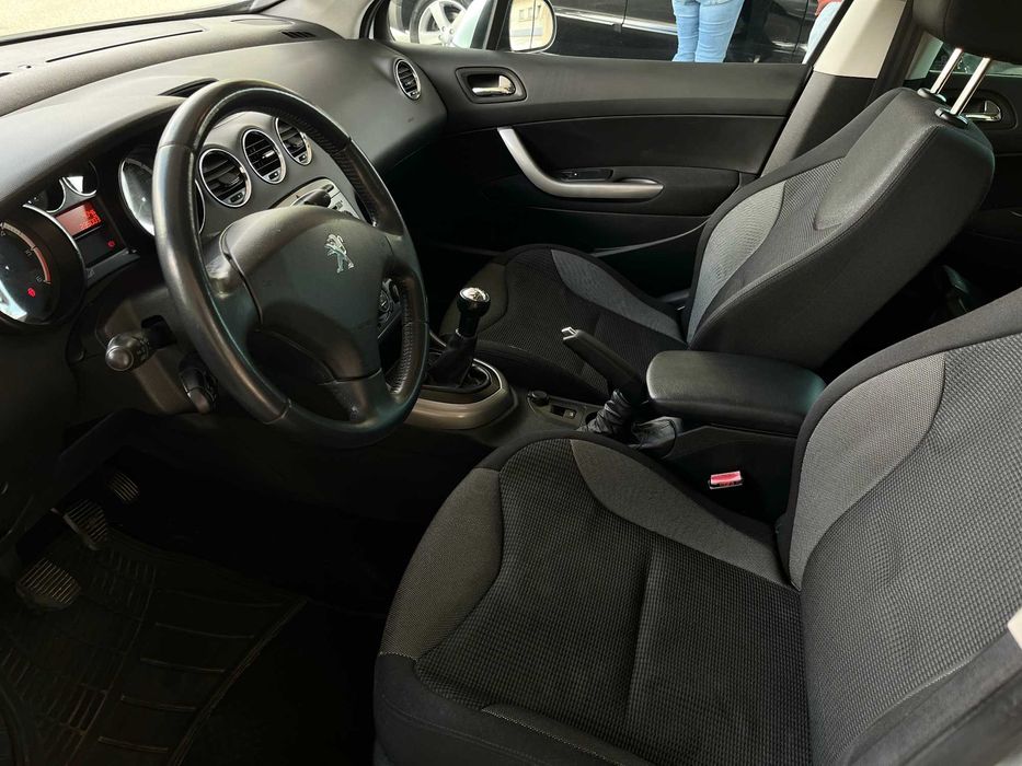 Peugeot 308 SW 1.6 HDi 92 cv (2012) – Excelente estado – 240.000 km