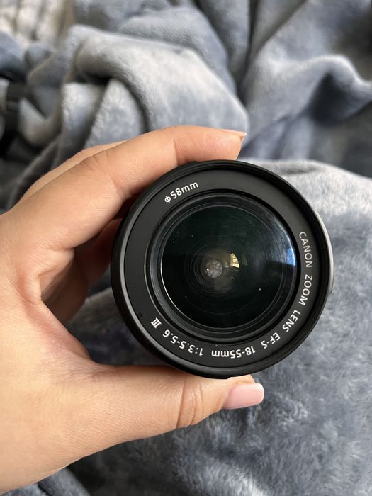 Canon EOS 4000D
