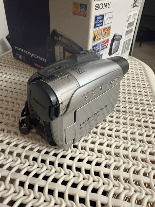 Камера Sony DCR-HC36