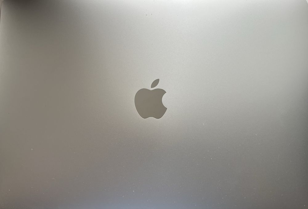 Продаж ноутбука MacBook Air 256GB Silver(MWTK2)