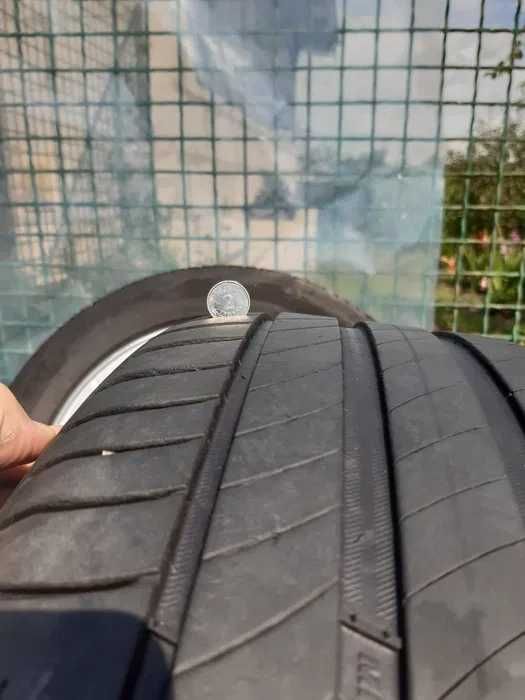 Продам літні шини Michelin 235/55 R17 з дисками! Шини 235/55 R17 Mich
