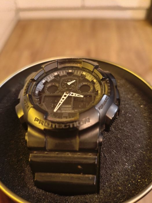 Casio g-shock GA 100